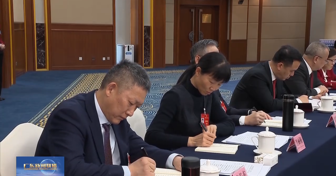 20240306-3-全國人大代表李長(cháng)東：加快發(fā)展方式綠色轉型，助力實(shí)現“雙碳”目標.png